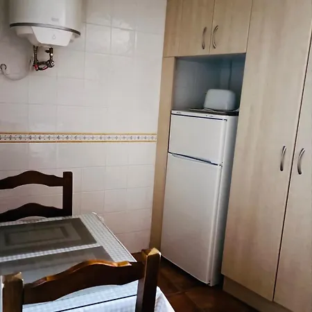 Πανσιόν Parada Del Carmen